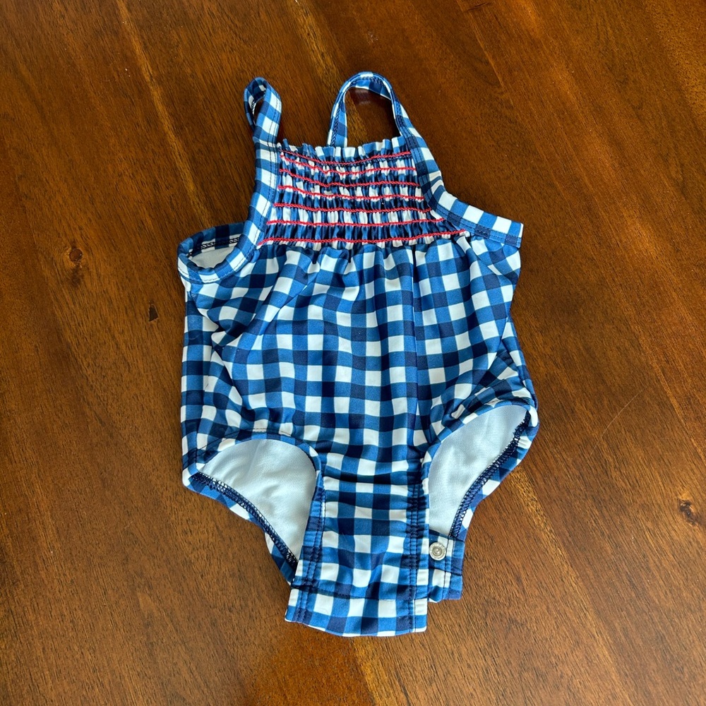Cat & Jack infant swimsuit.  Snap closure.  Great condition.  3-6 month.